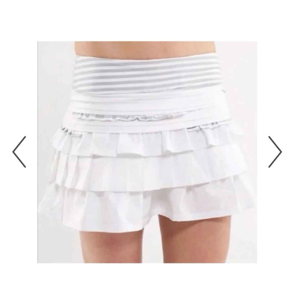 Lululemon Run: BACK ON TRACK White Ruffle